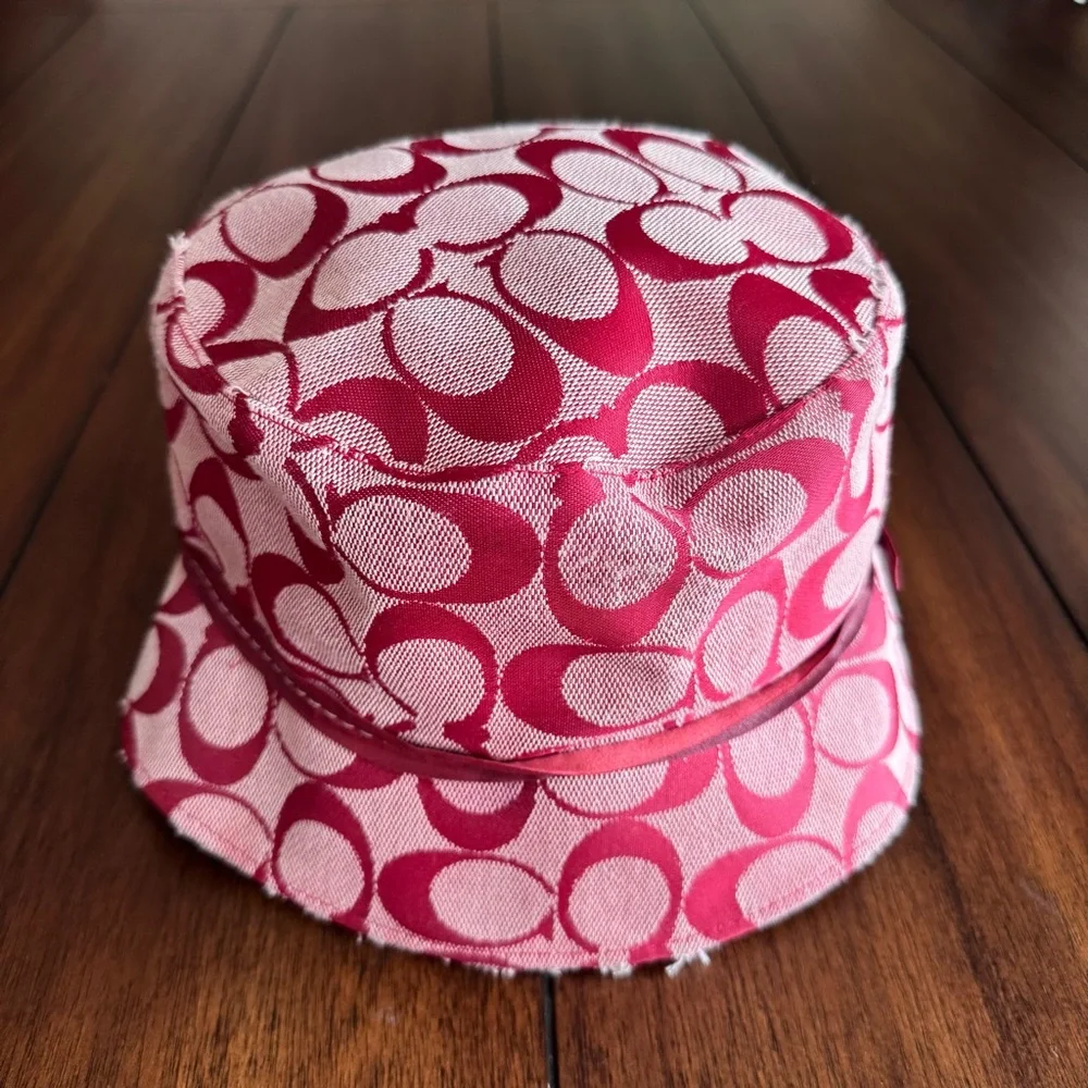 Vintage Y2K Coach Signature Red Monogram Bucket Hat‎ Distressed Trim Bow Accent